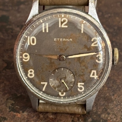 Eterna manual winding